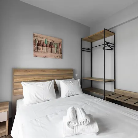 Ultima Summer Residence, Nilie Hospitality Mgmt * アフィトス